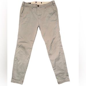 Grey Hollister Super Skinny Chino pants 32x30